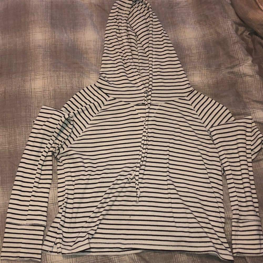 Cropped striped Hollister hoodie
